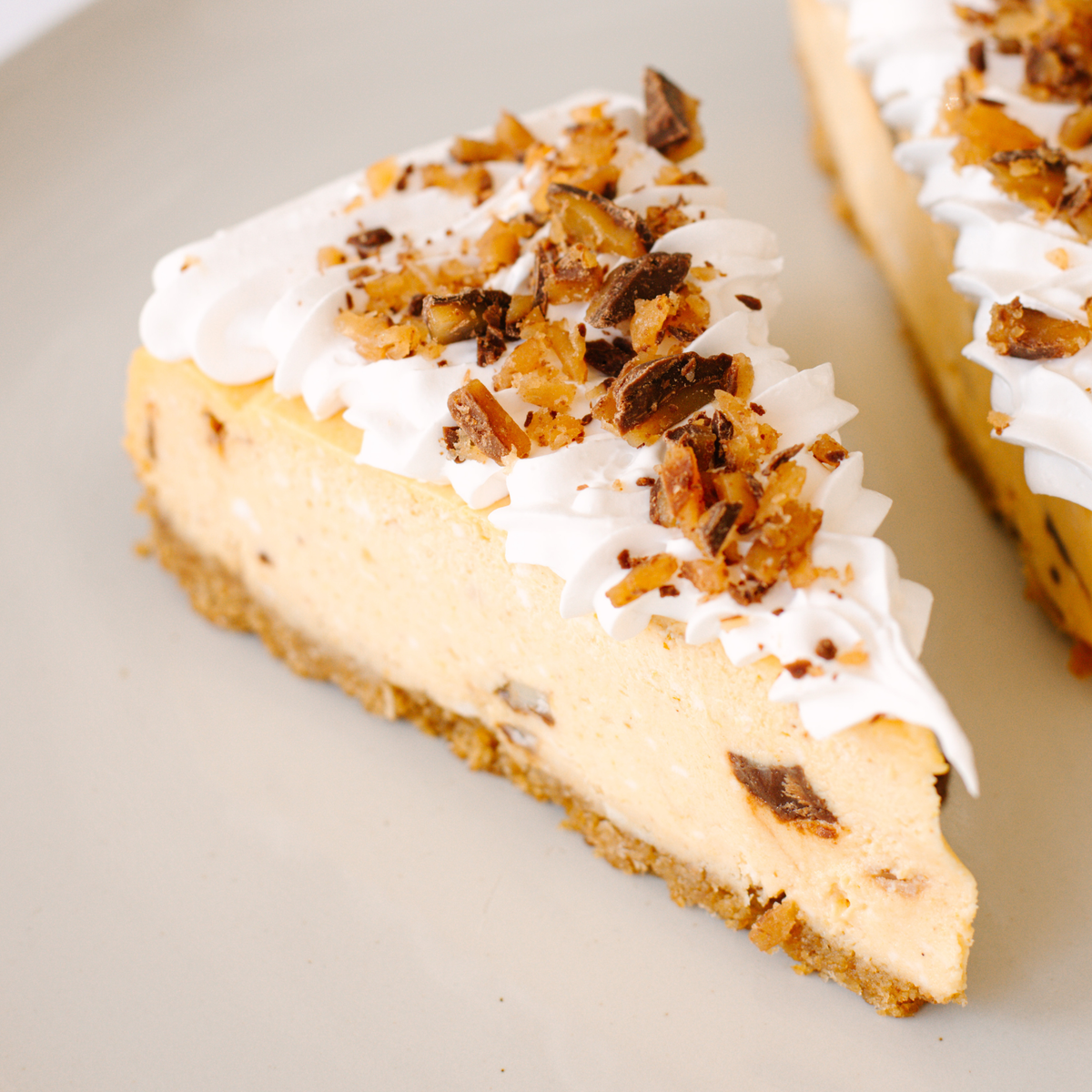 Pumpkin Toffee Cheesecake