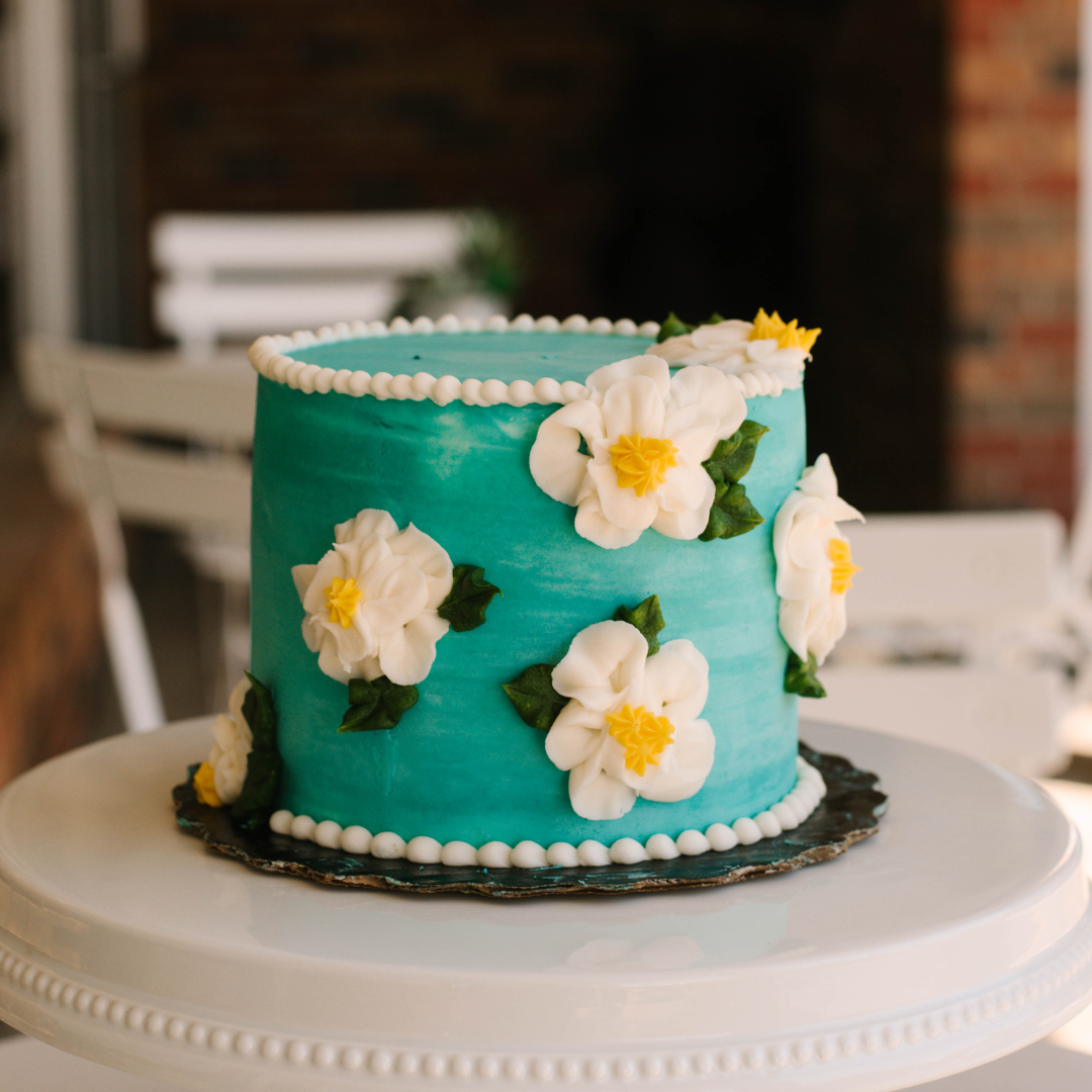 Floating Daisies • Designer Cake