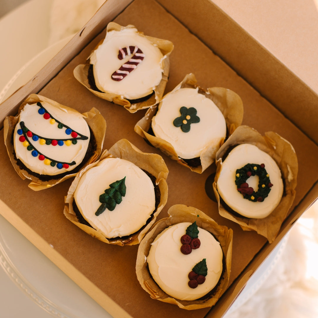 Christmas • Designer Cupcakes