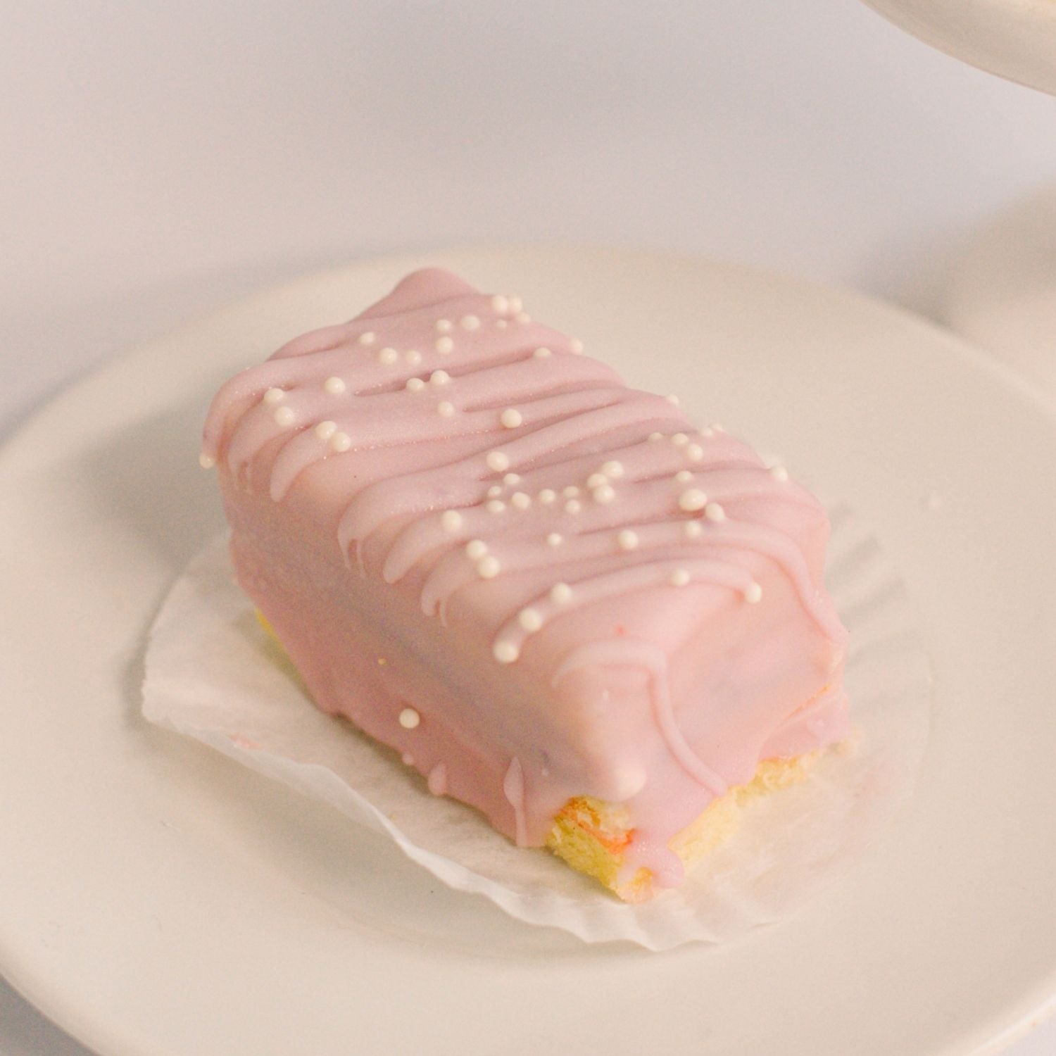 Mixed Berry Petit Four
