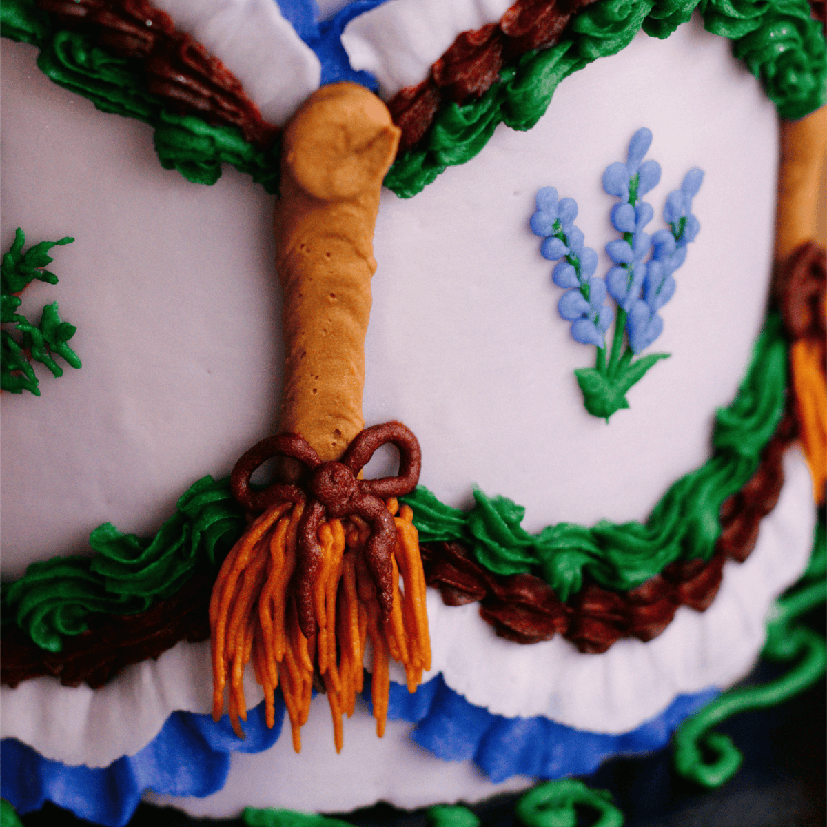 Vintage Witch's Broom • Designer Cake