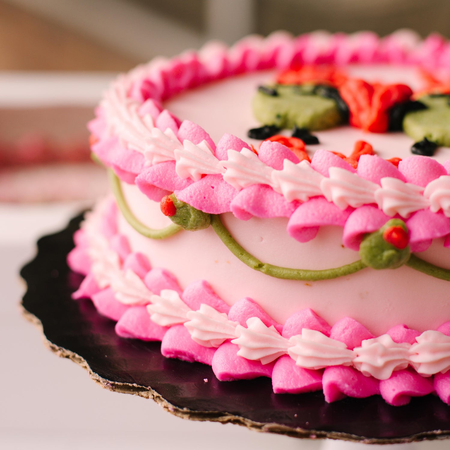Olive You • Designer Smash Cake