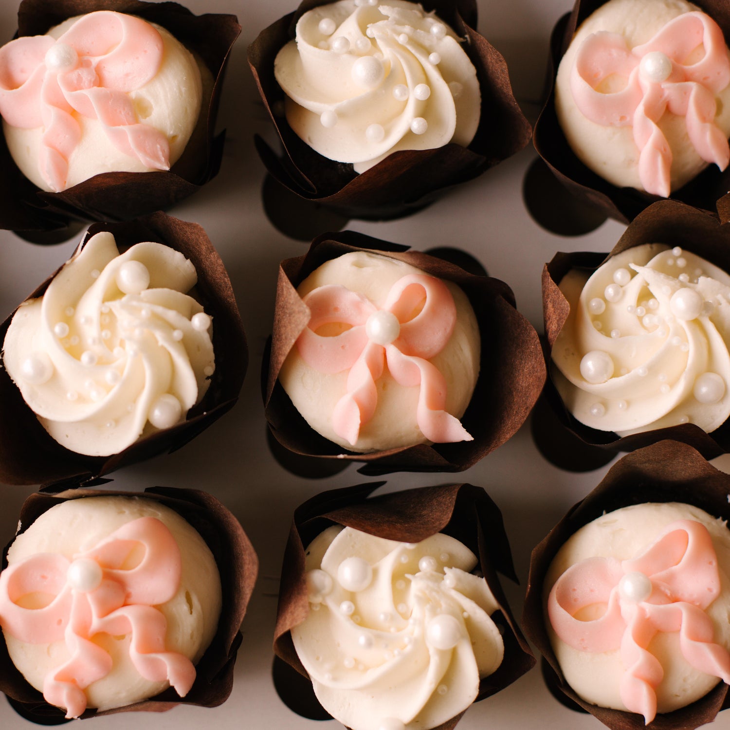 Bow Mini Cupcakes
