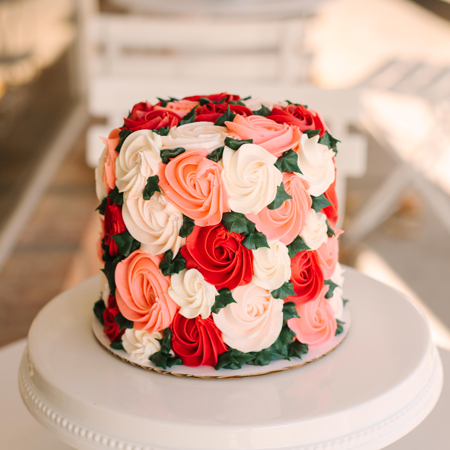 Bouquet of Roses • Designer Cake