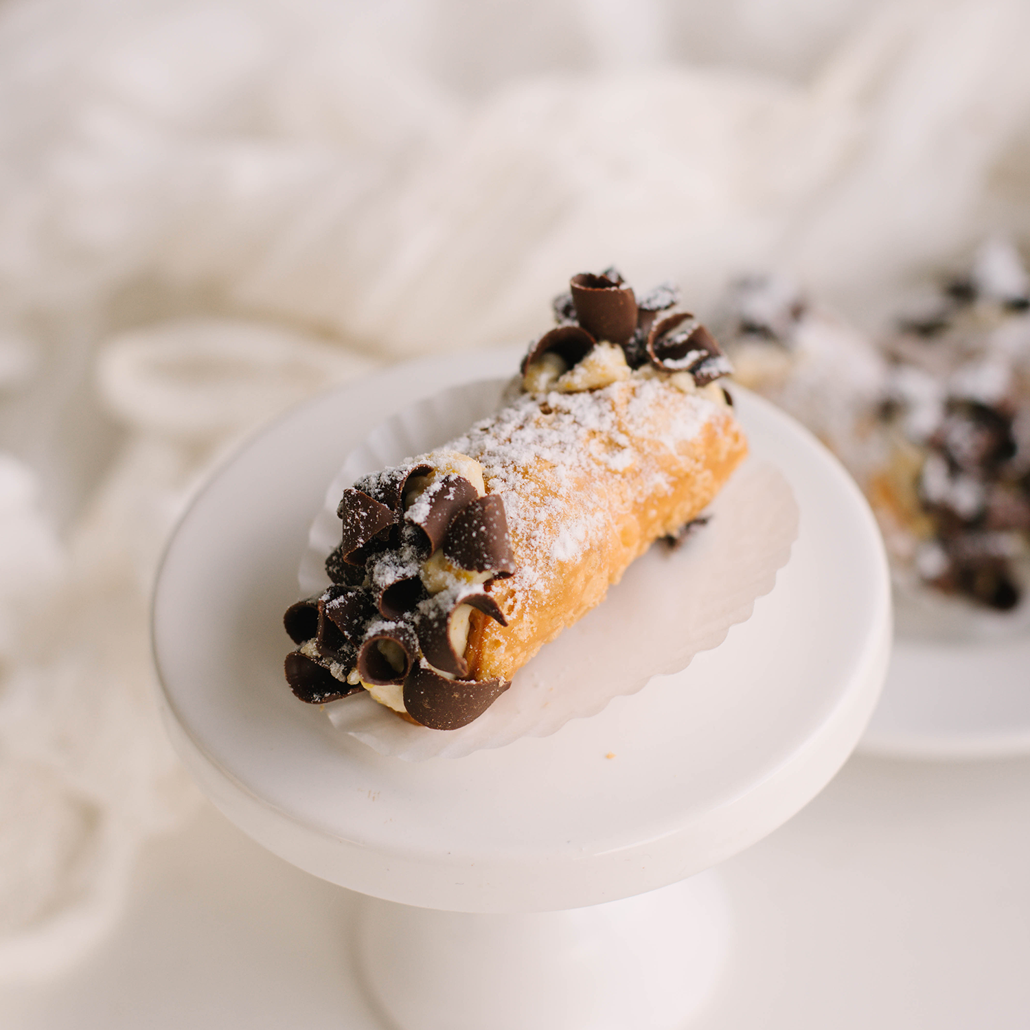 Cannoli with Chocolate Curls