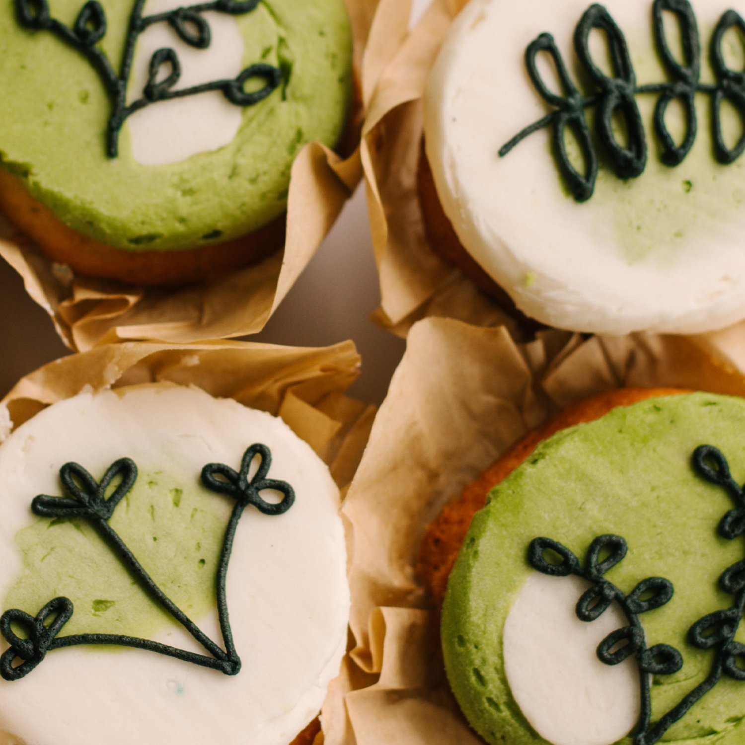 Modern Greenery • Designer Cupcakes