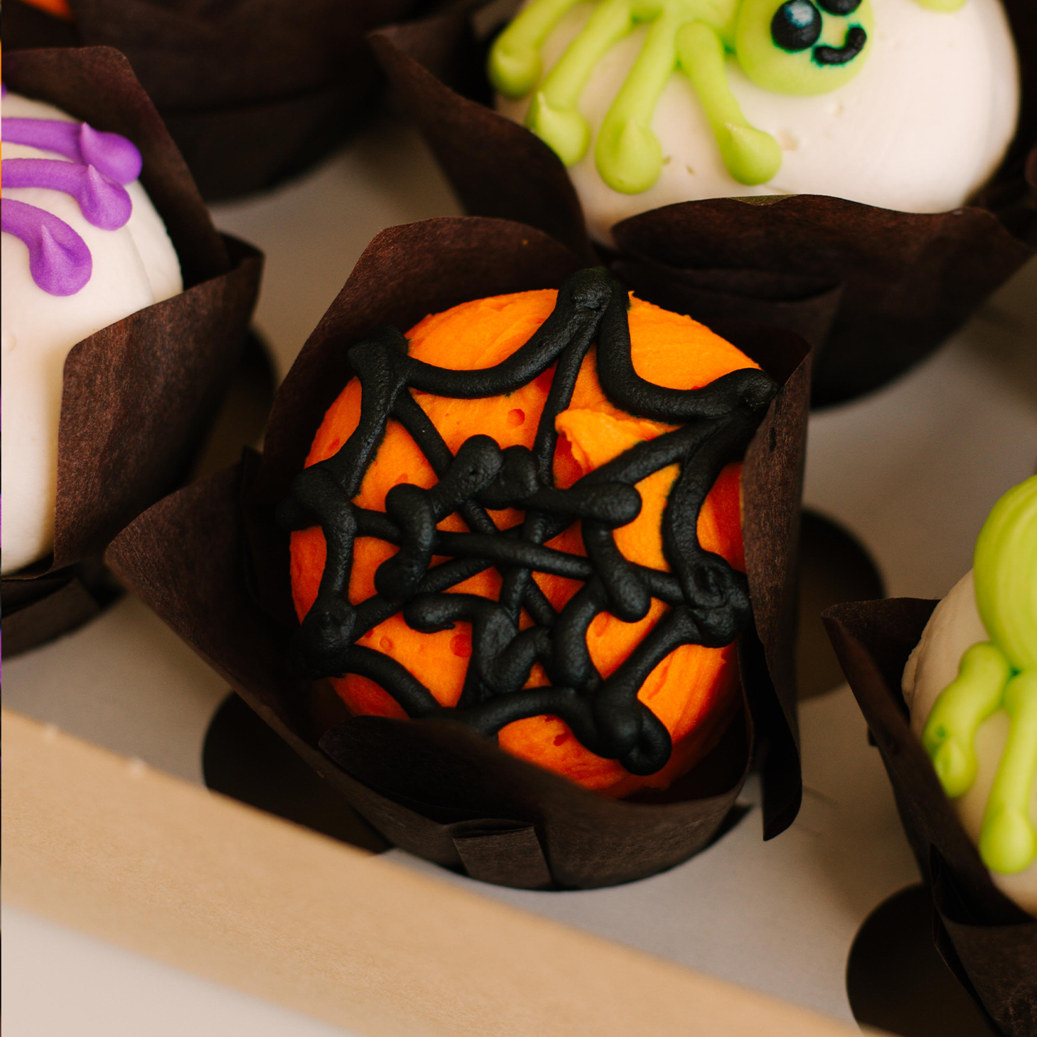 Creepy Crawlers Mini Cupcakes