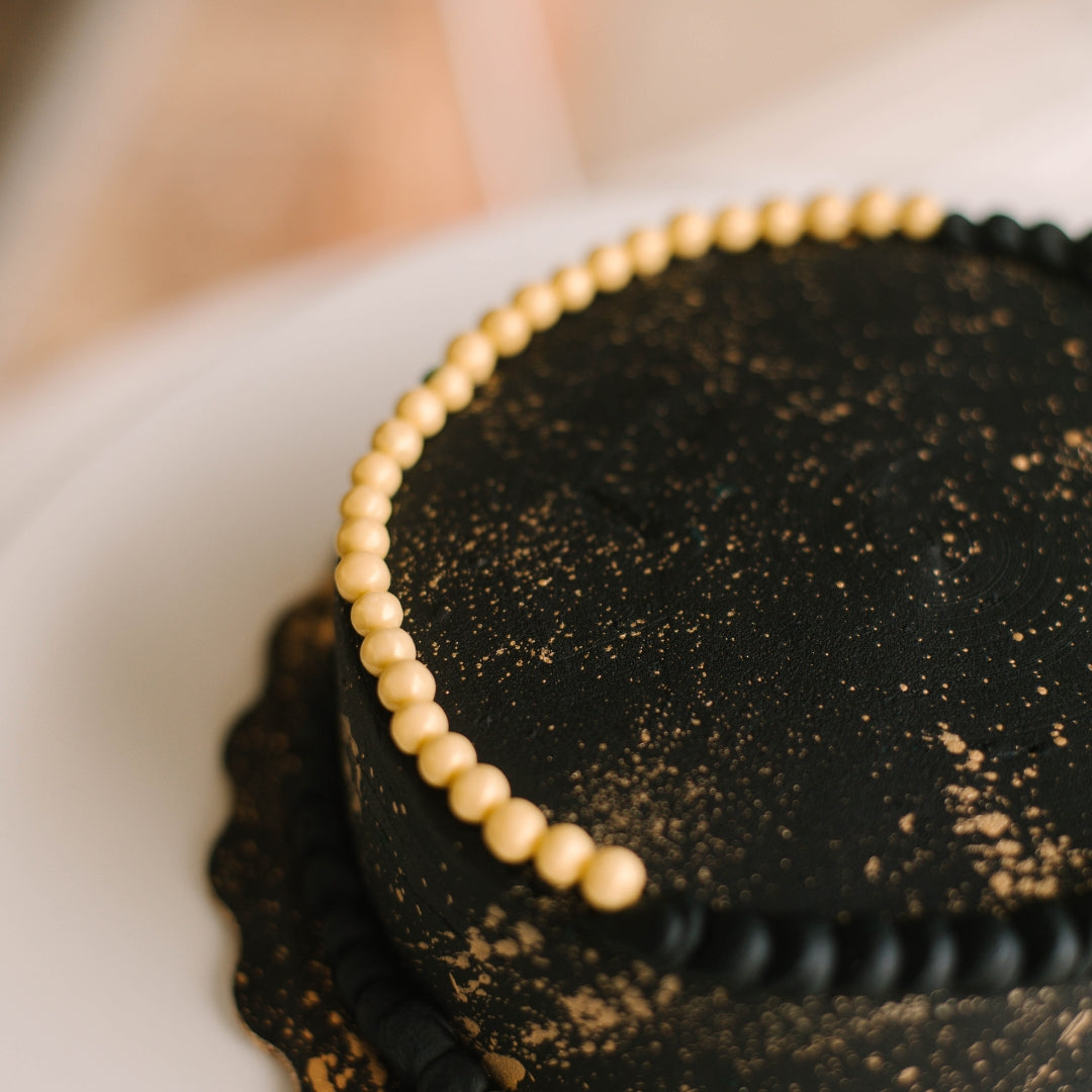 Emerald & Gold with Pearls • Designer Smash Cake