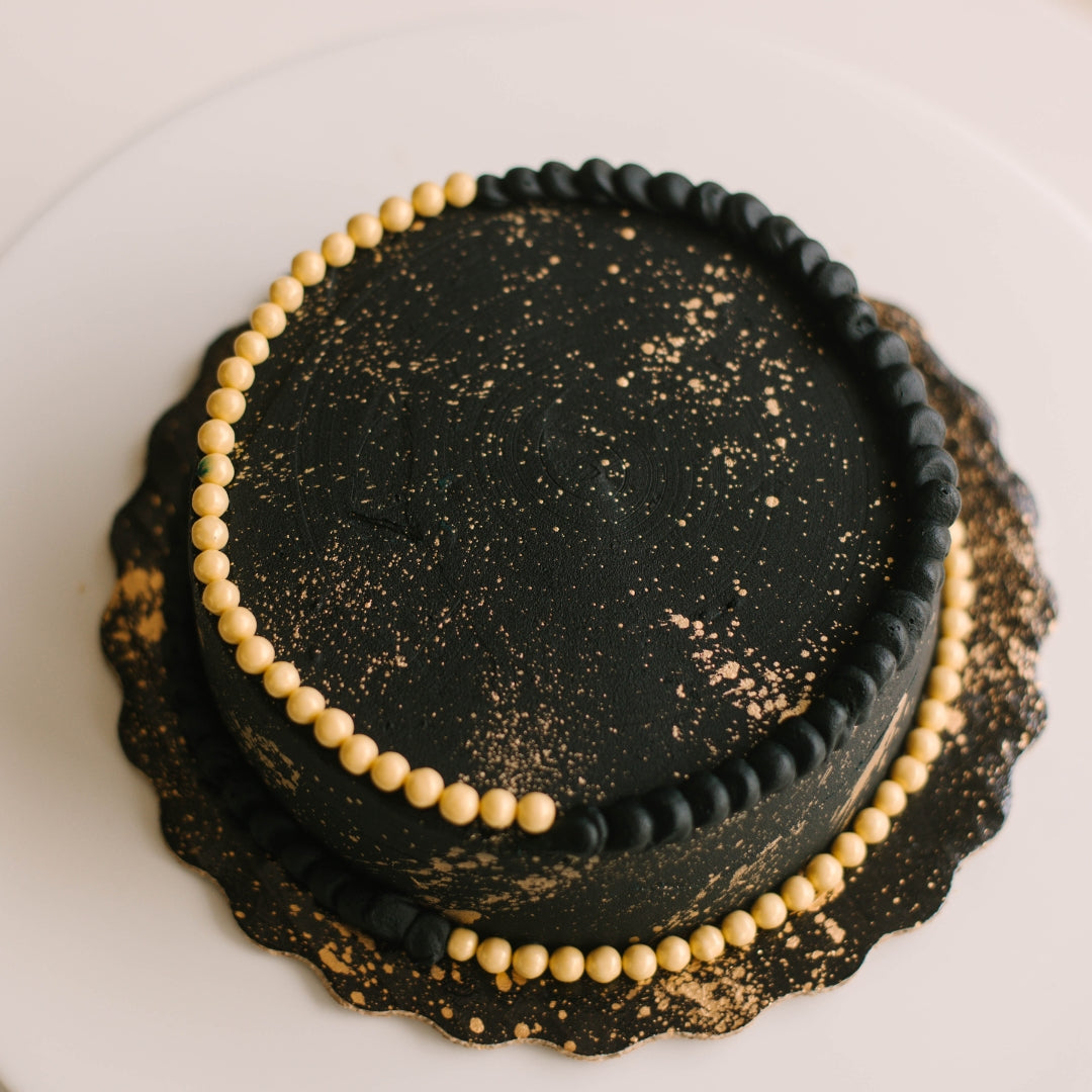 Emerald & Gold with Pearls • Designer Smash Cake