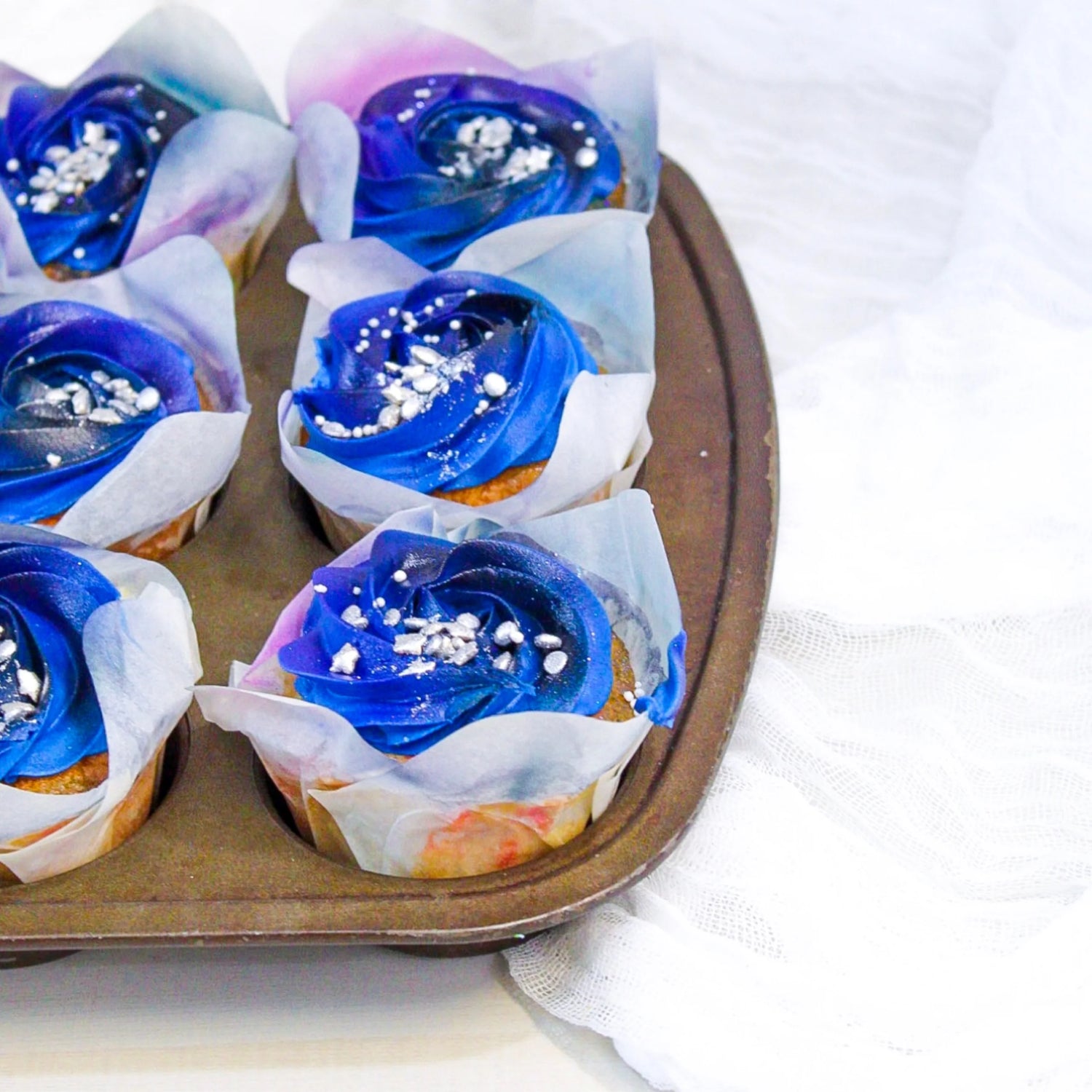 Galaxy • Designer Cupcakes