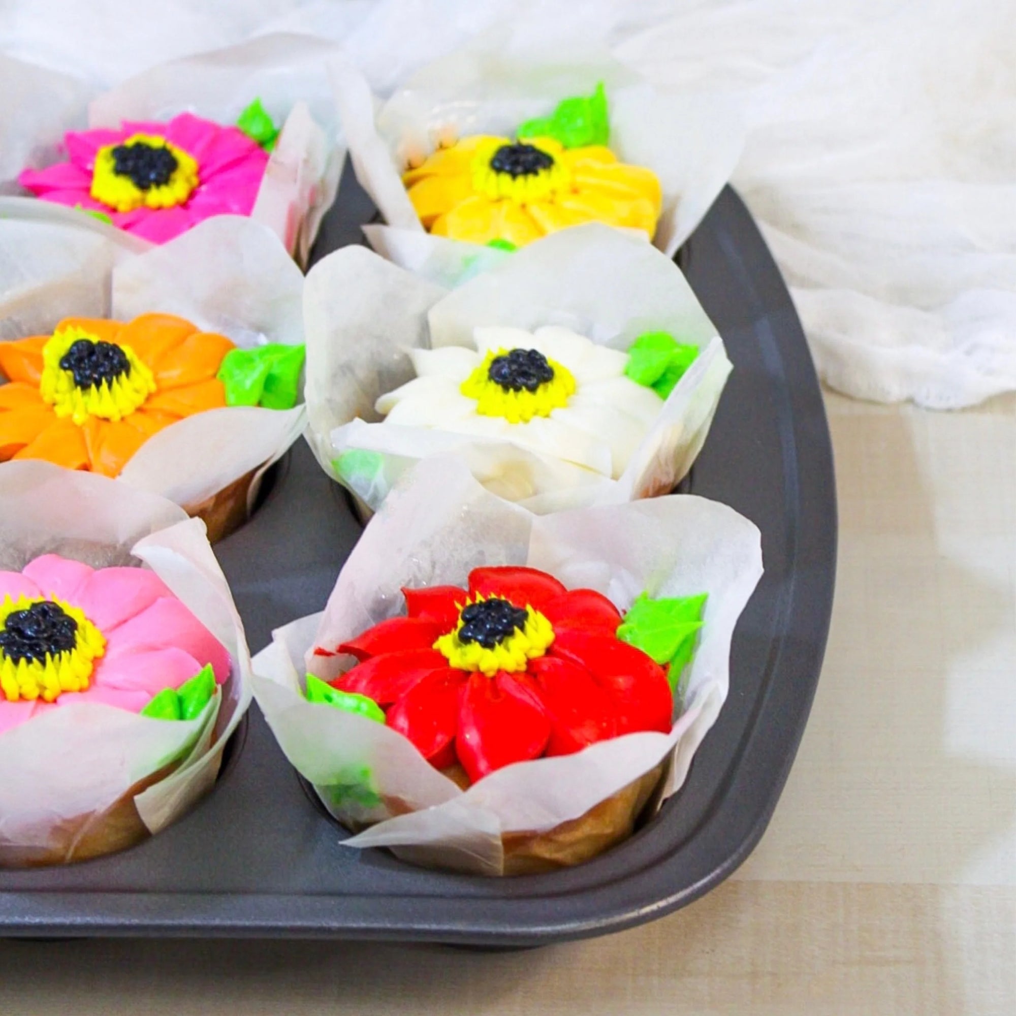 Gerbera Daisy • Designer Cupcakes