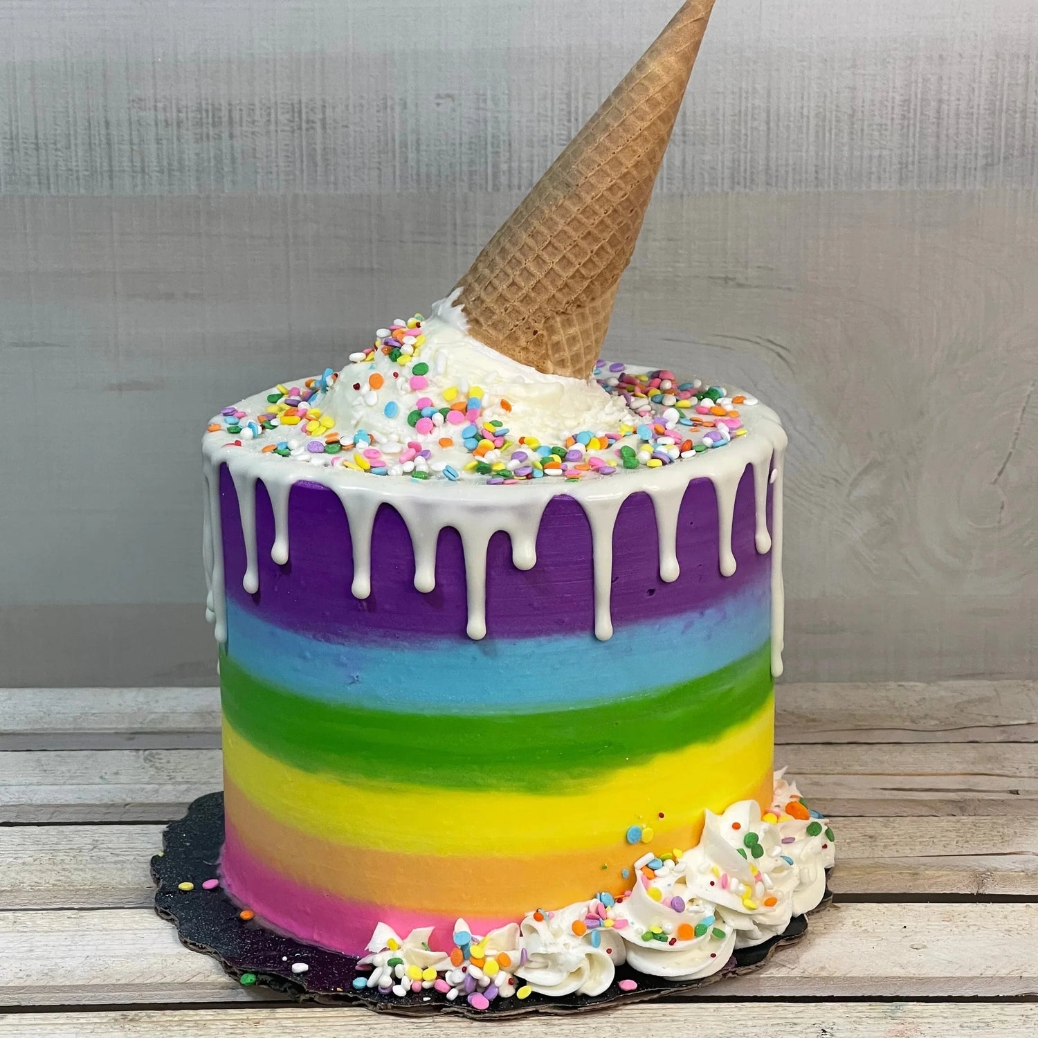 Melted Ice Cream • Designer Cake