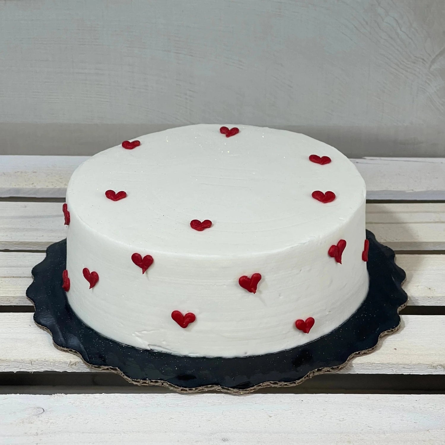 Minimal Hearts • Designer Smash Cake