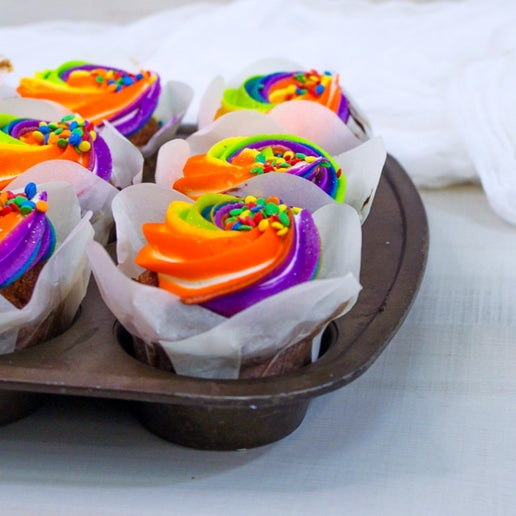 Tye Dye • Designer Cupcakes